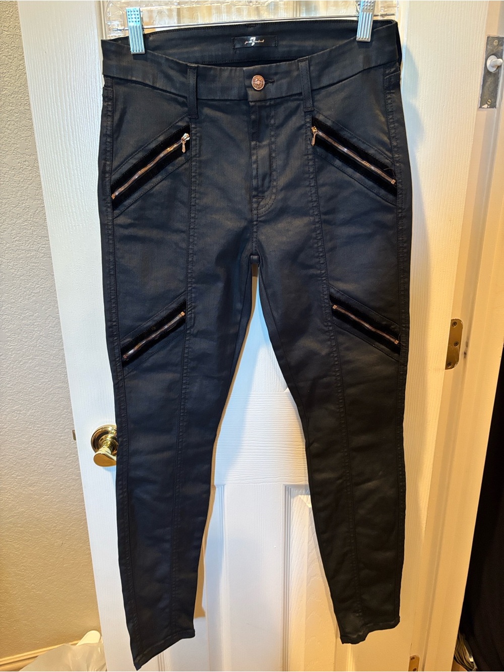 7 For All Mankind Black Coated Skinny Moto Jeans Zipper Accent Size 28